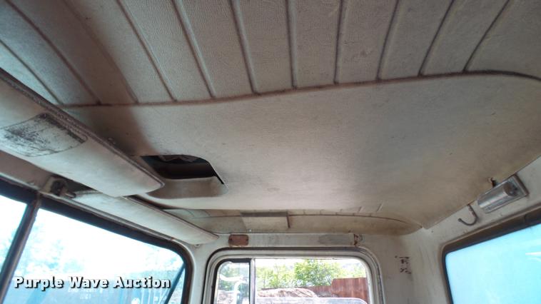 image for item DA1189 1974 Mack tank truck