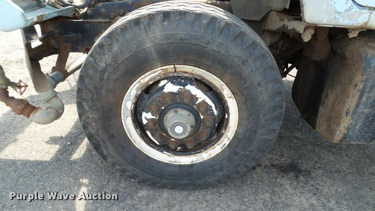 image for item DA1189 1974 Mack tank truck