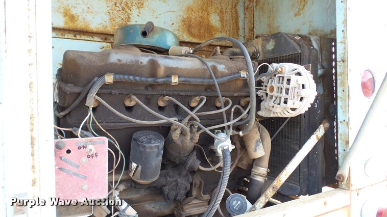 image for item DA1189 1974 Mack tank truck