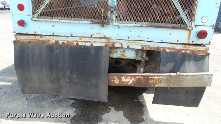 image for item DA1189 1974 Mack tank truck