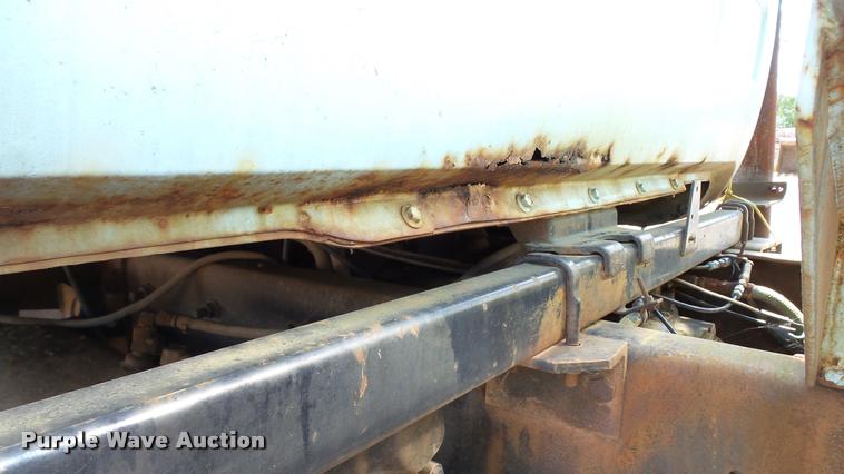 image for item DA1189 1974 Mack tank truck