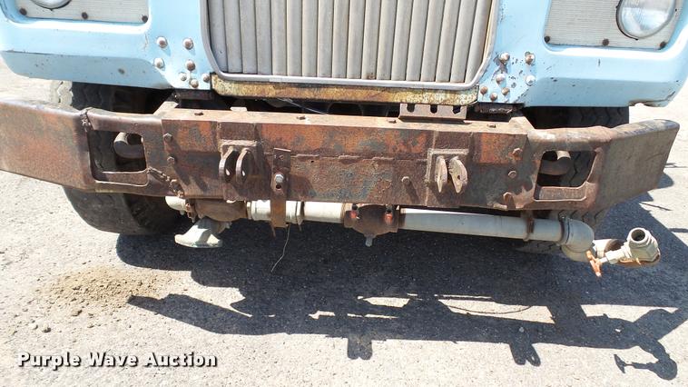 image for item DA1189 1974 Mack tank truck