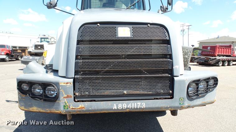 image for item DA1190 2006 Terex TA30 haul truck