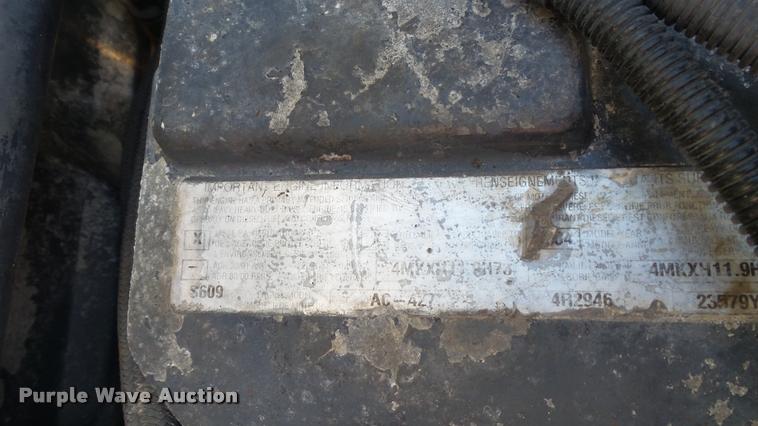 image for item DA1191 2005 Mack CHN613 semi truck