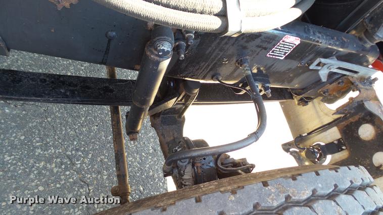 image for item DA1191 2005 Mack CHN613 semi truck