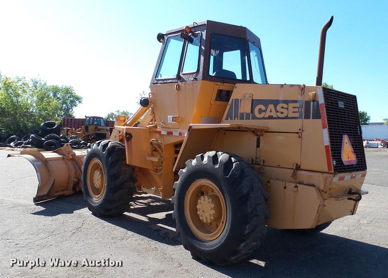 image for item DA1192 1981 Case W20 wheel loader