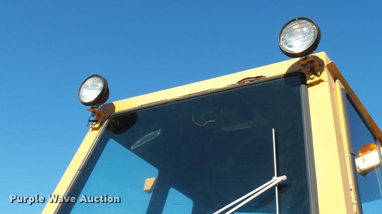 image for item DA1193 1981 Case W20 wheel loader