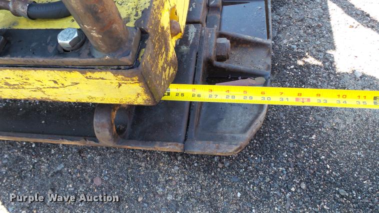 image for item DA1196 1997 Bomag BPR55/52D compactor
