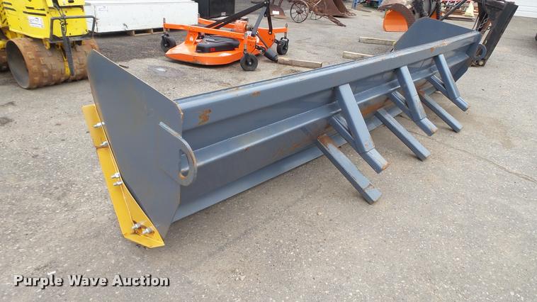 image for item DA1197 Loader snow pusher box