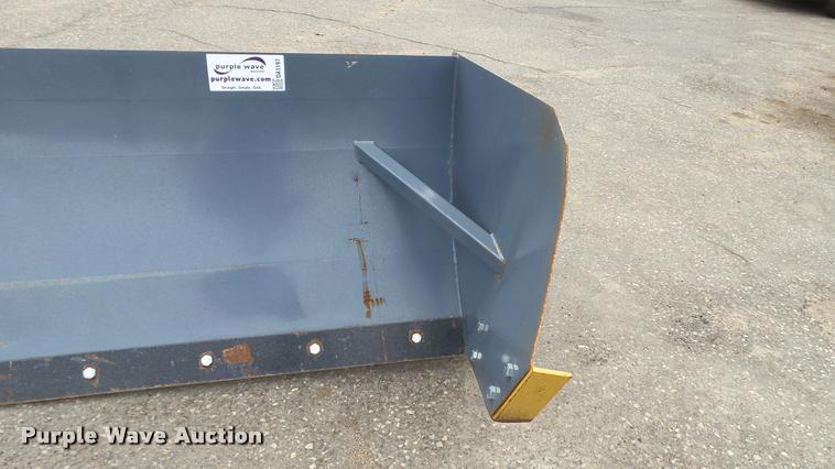 image for item DA1197 Loader snow pusher box