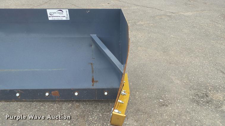 image for item DA1197 Loader snow pusher box