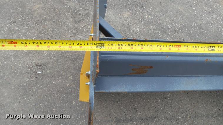 image for item DA1197 Loader snow pusher box