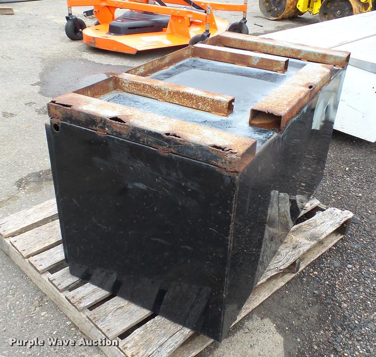 image for item DA1200 2007 Jobox toolbox