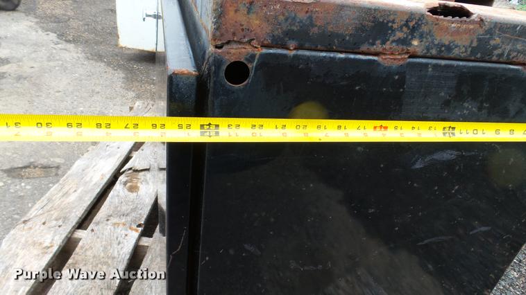 image for item DA1200 2007 Jobox toolbox