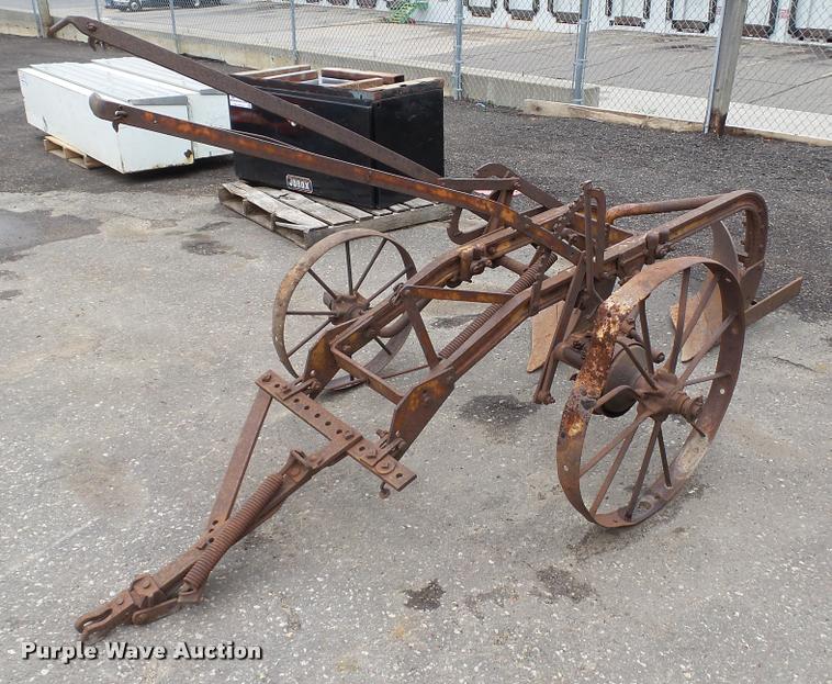 image for item DA1201 Two bottom plow