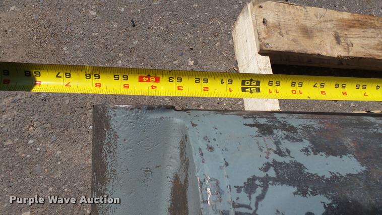 image for item DA1208 (2) hydraulic cylinders