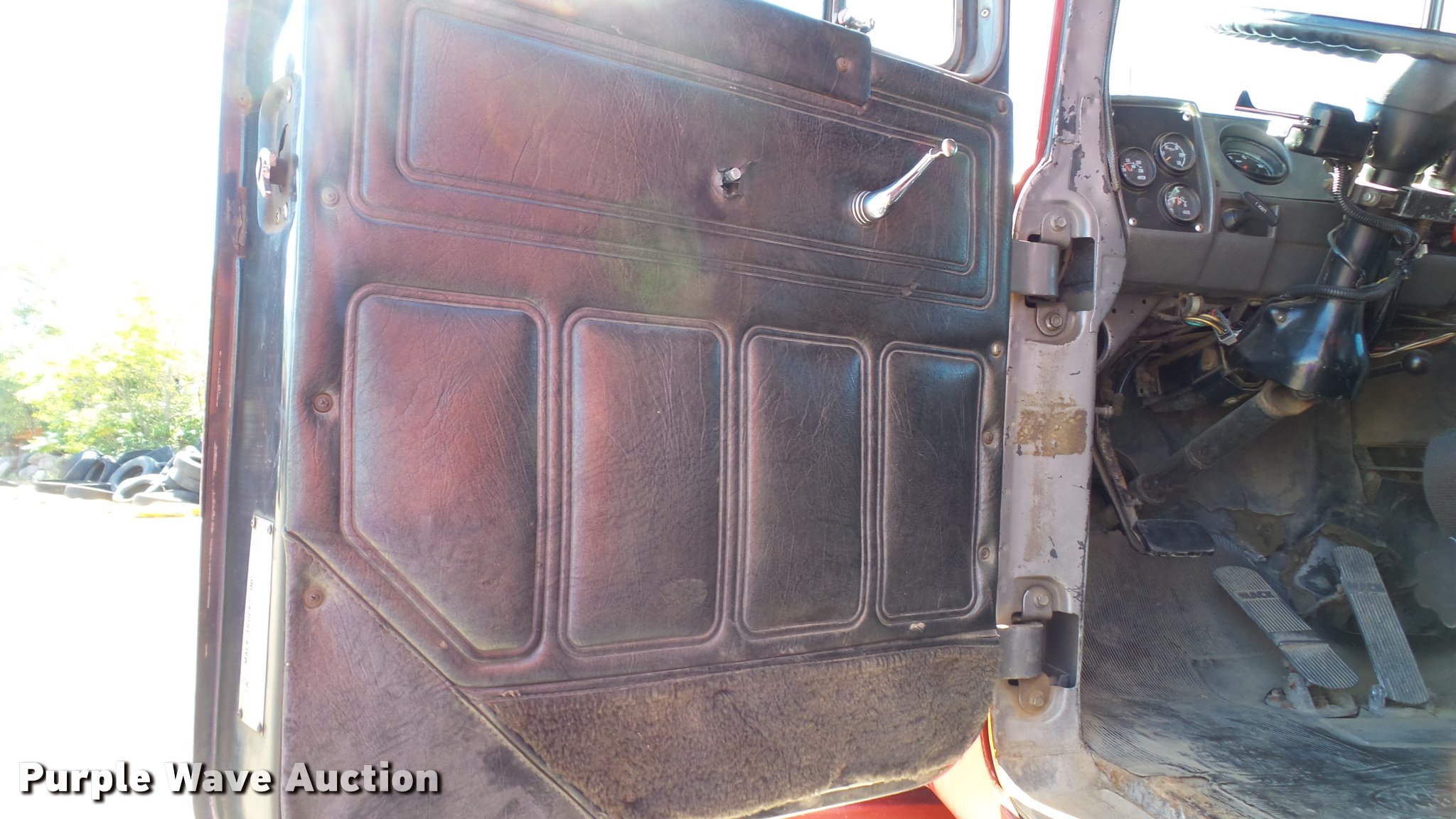 1987 Mack RS686LS dump truck in Crystal, MN | Item DA1185 sold | Purple