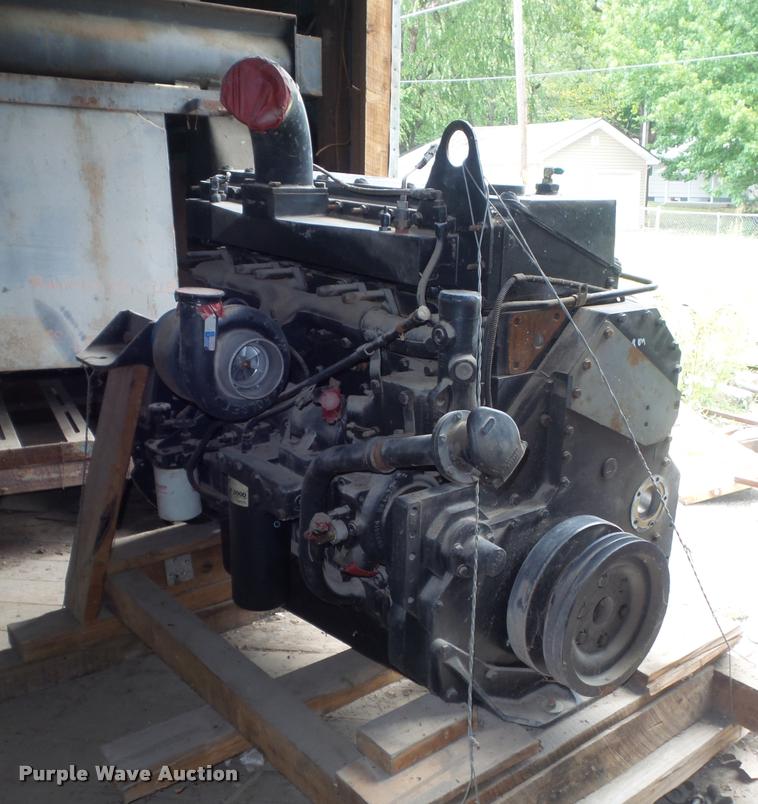 image for item CC9593 1992 Cummins L10-280E six cylinder diesel engine