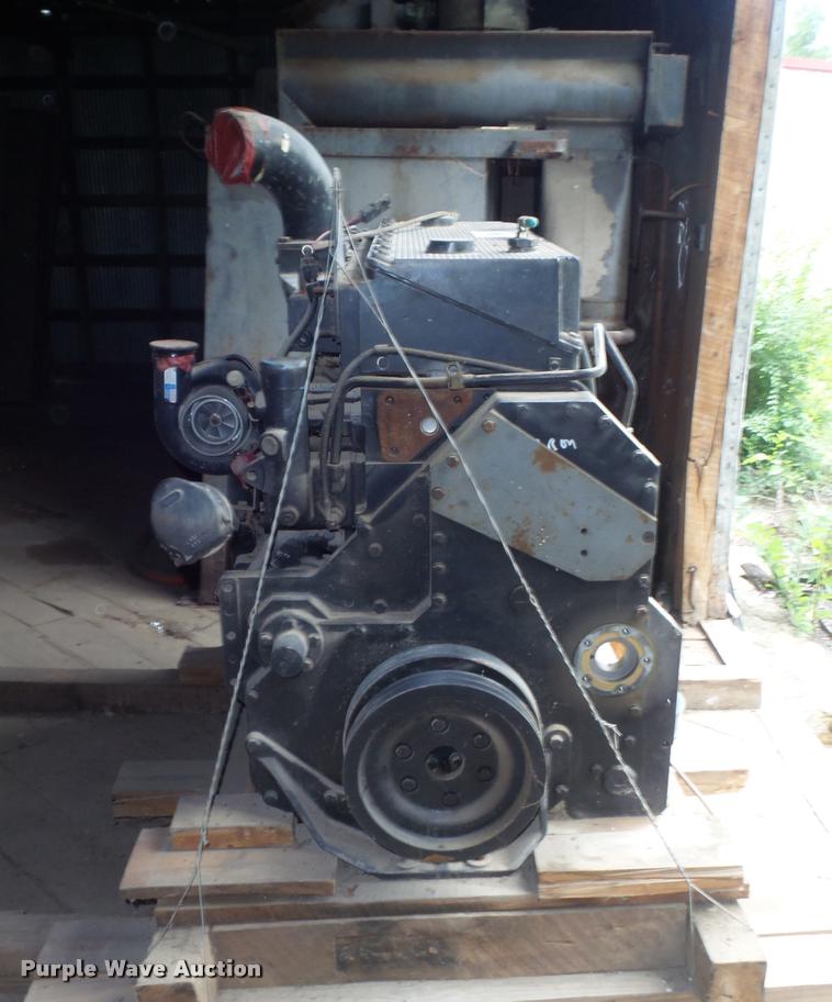 image for item CC9593 1992 Cummins L10-280E six cylinder diesel engine