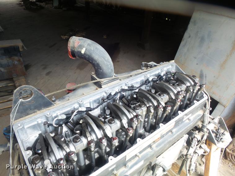 image for item CC9593 1992 Cummins L10-280E six cylinder diesel engine