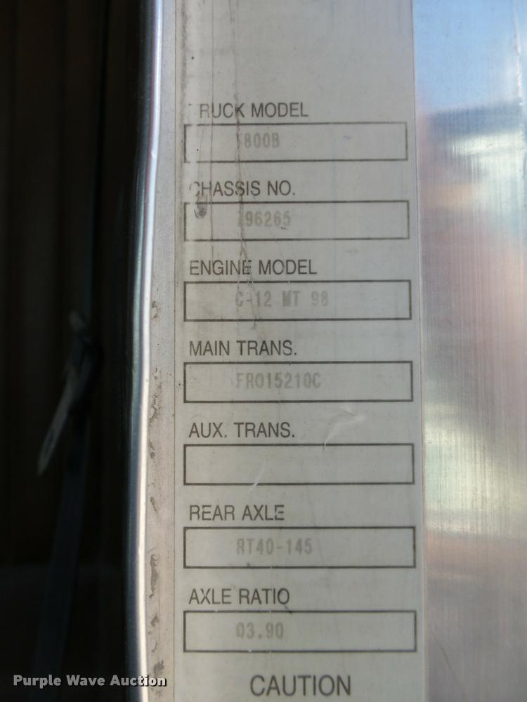 image for item DB4073 1999 Kenworth T800 semi truck