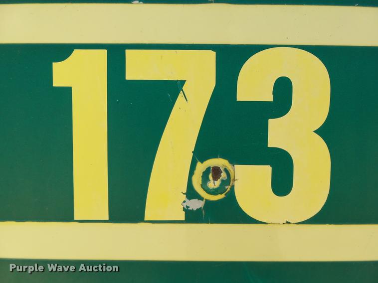 image for item DB4073 1999 Kenworth T800 semi truck