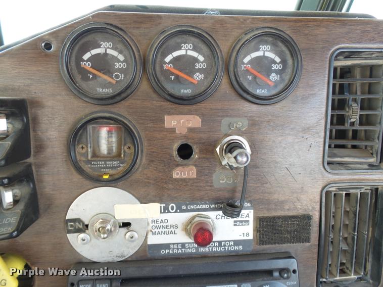 image for item DB4074 1996 Freightliner FLD semi truck