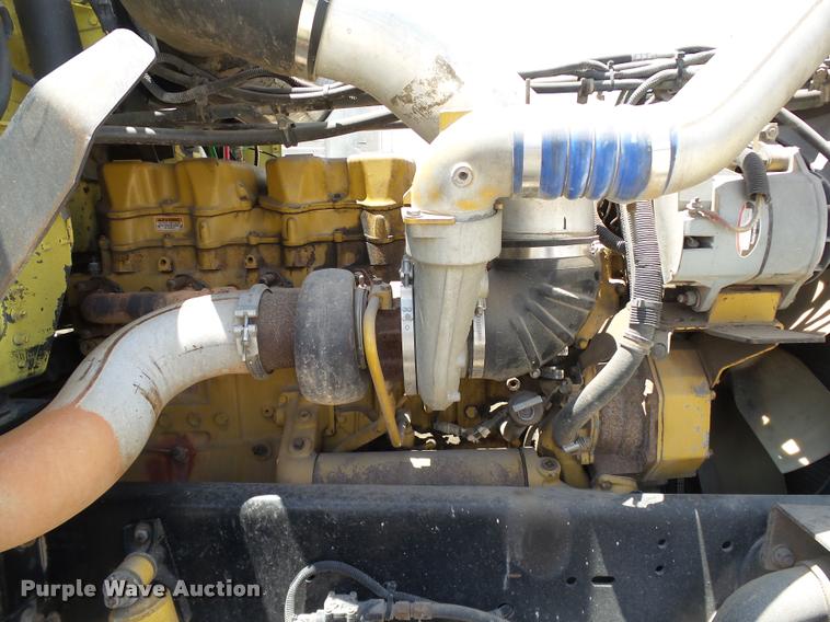 image for item DB4074 1996 Freightliner FLD semi truck