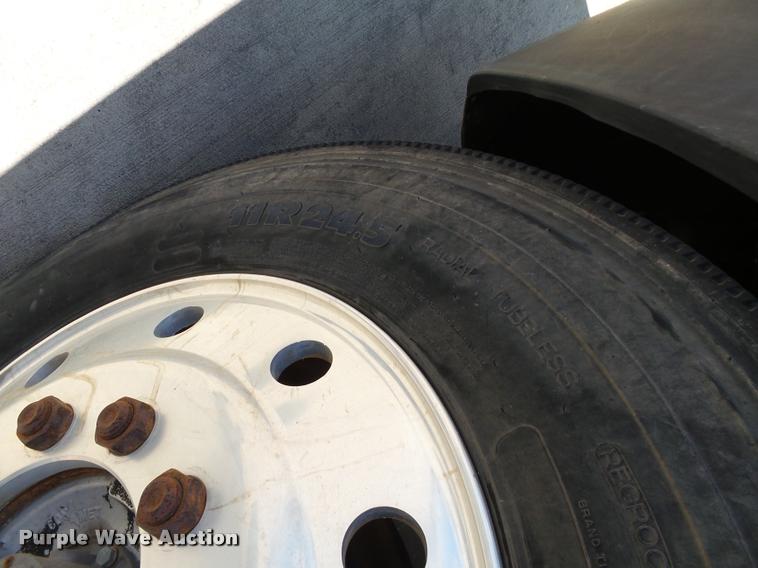 image for item DB4074 1996 Freightliner FLD semi truck