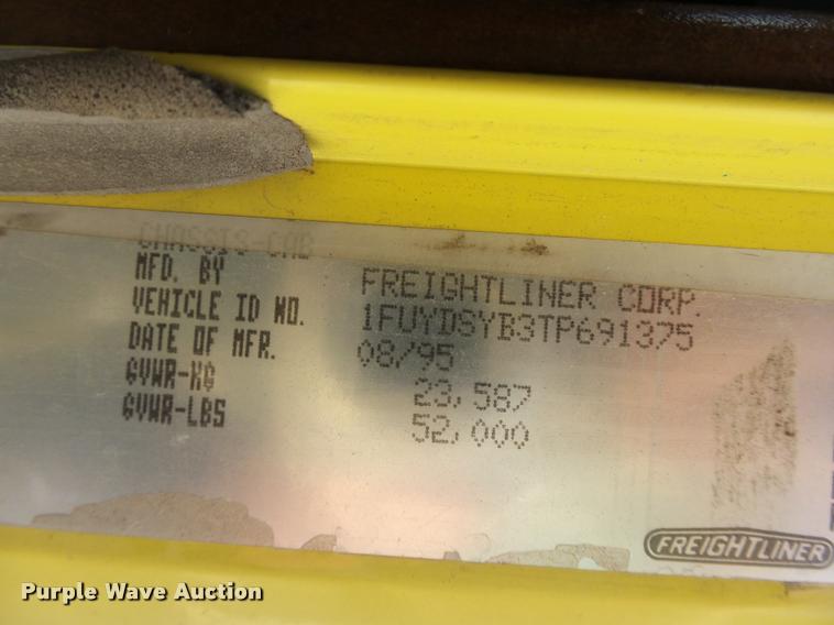 image for item DB4074 1996 Freightliner FLD semi truck