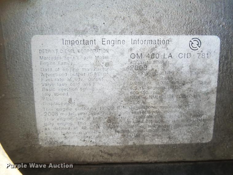 image for item DB4075 2009 Freightliner FLD120 SD semi truck