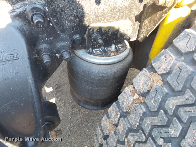 image for item DB7430 2003 Freightliner Columbia semi truck