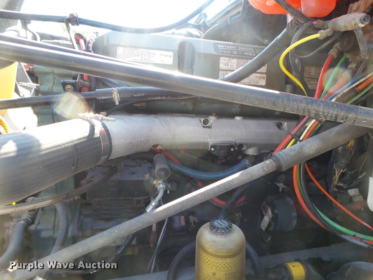 image for item DB7430 2003 Freightliner Columbia semi truck