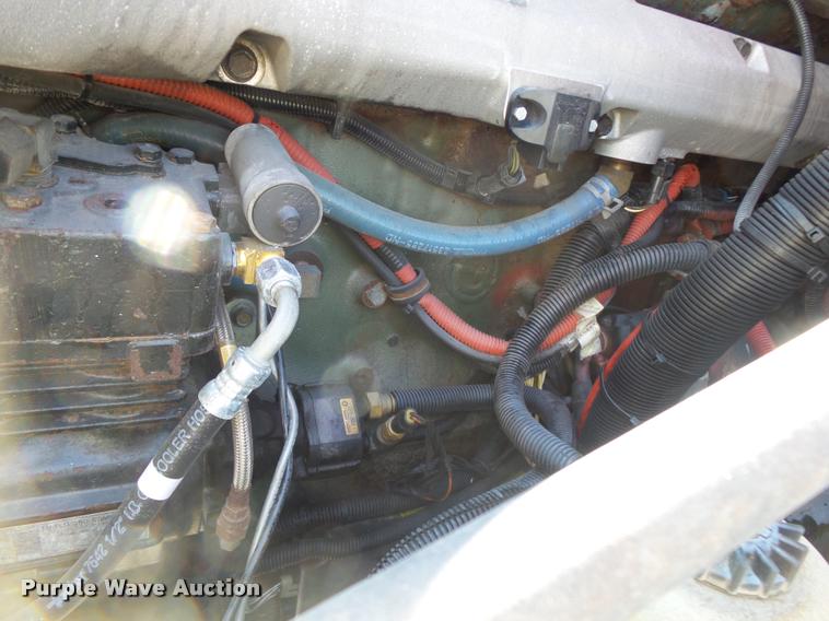 image for item DB7430 2003 Freightliner Columbia semi truck