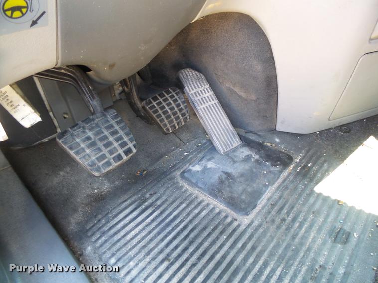 image for item DB7430 2003 Freightliner Columbia semi truck