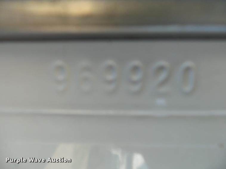 image for item DB7431 2003 Kenworth T800 semi truck