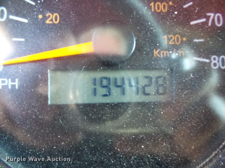 image for item DB7431 2003 Kenworth T800 semi truck