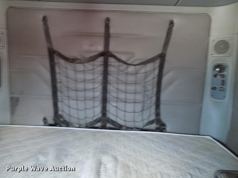 image for item DC4935 2003 Freightliner ST120 semi truck