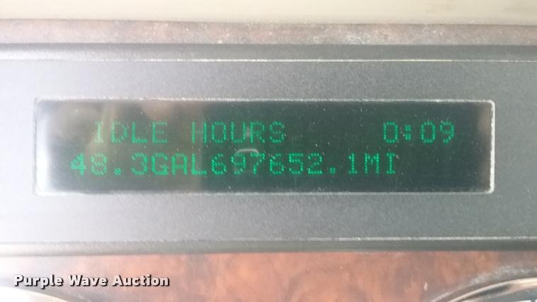 image for item DC4935 2003 Freightliner ST120 semi truck