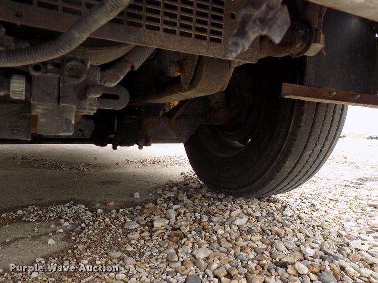 image for item DC4935 2003 Freightliner ST120 semi truck