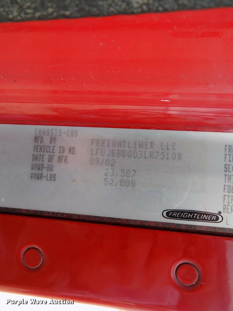 image for item DC4935 2003 Freightliner ST120 semi truck