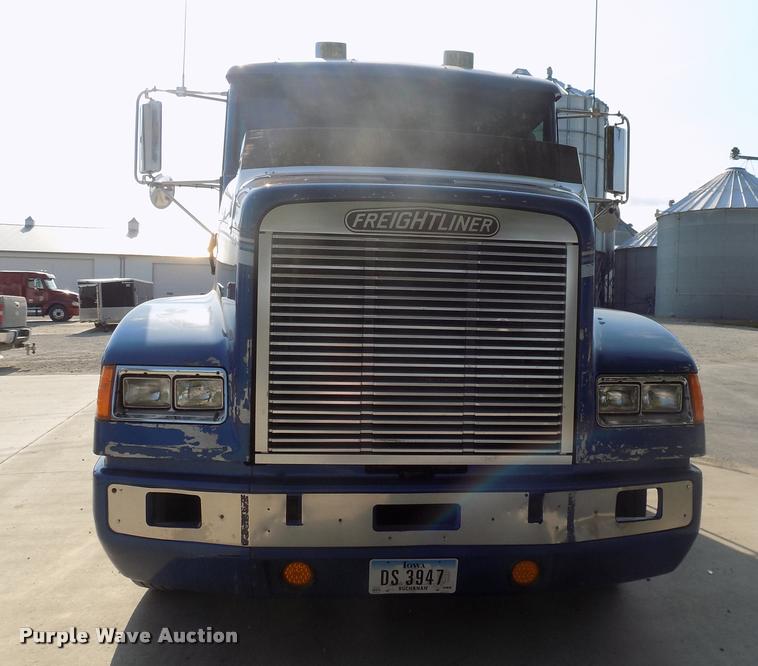 image for item DC4936 1993 Freightliner FDL112 semi truck