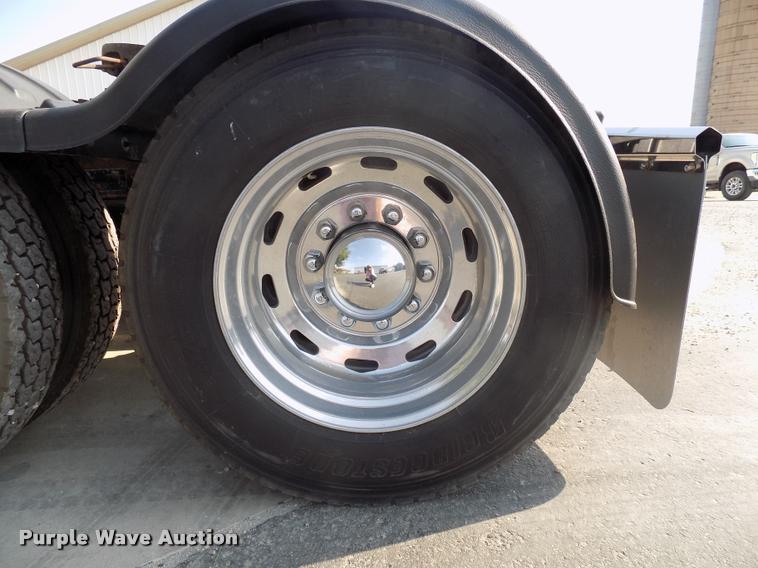 image for item DC4936 1993 Freightliner FDL112 semi truck