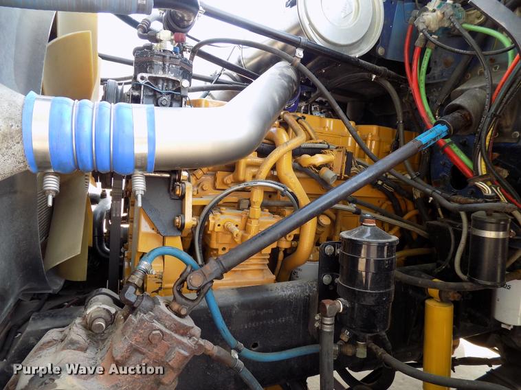 image for item DC4936 1993 Freightliner FDL112 semi truck