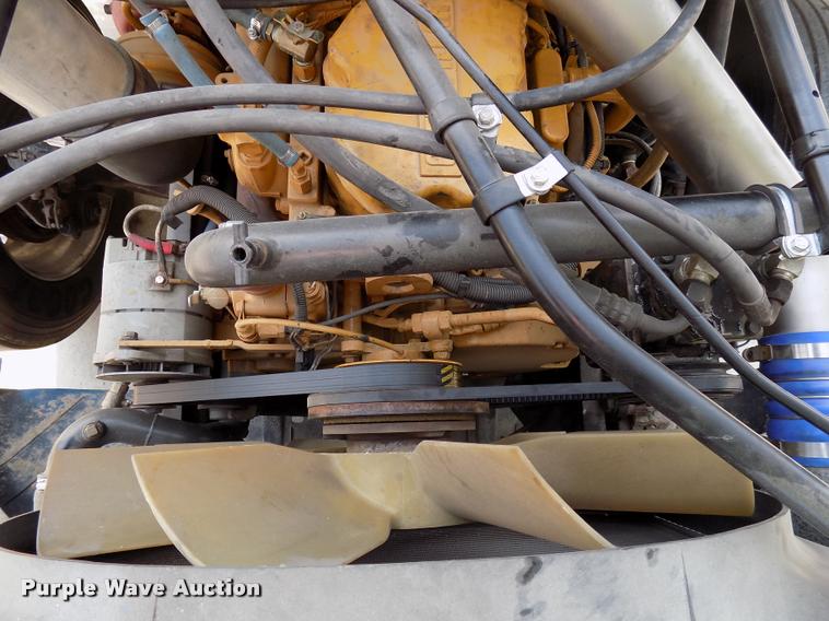 image for item DC4936 1993 Freightliner FDL112 semi truck