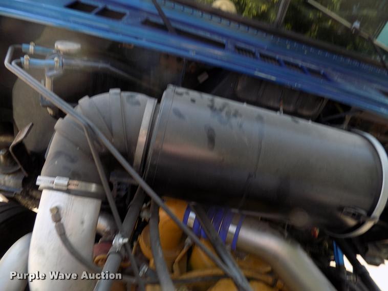 image for item DC4936 1993 Freightliner FDL112 semi truck