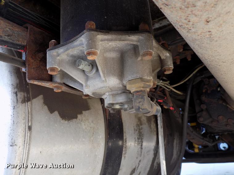 image for item DC4936 1993 Freightliner FDL112 semi truck