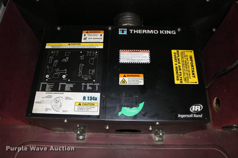 image for item DD0237 2007 International 9400i semi truck