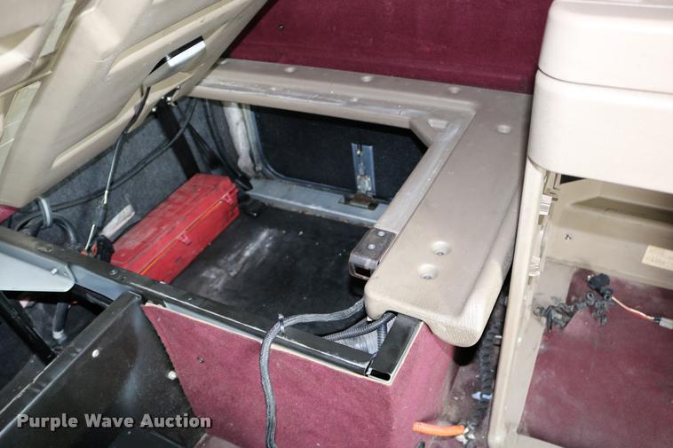 image for item DD0237 2007 International 9400i semi truck