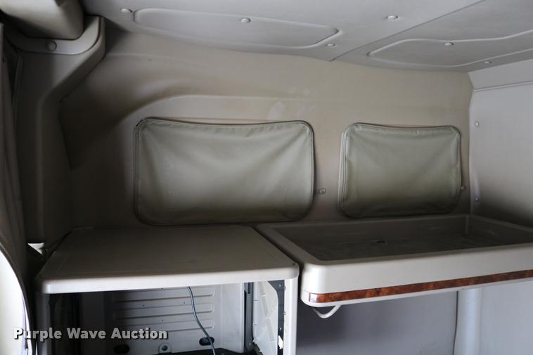 image for item DD0238 2007 International 9400i semi truck